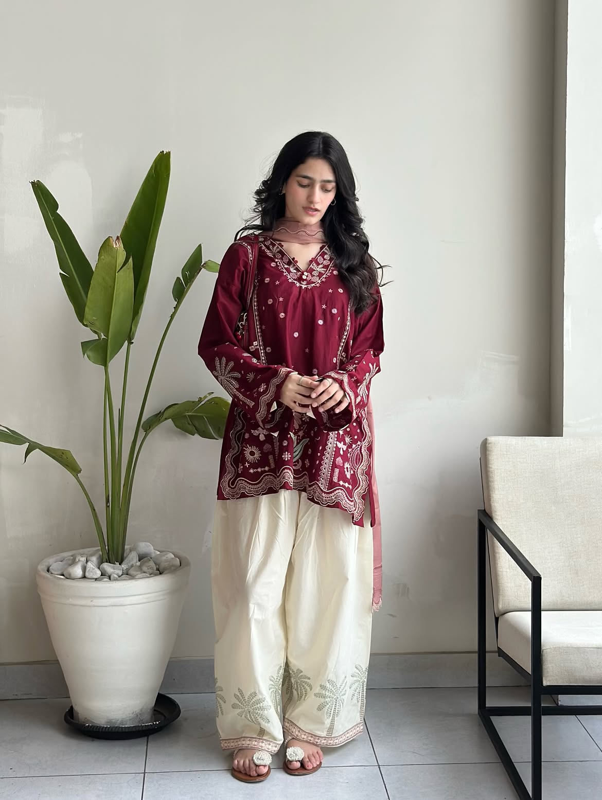 Afreen 3pc Embroidered Dress (Farshi Shalwar)