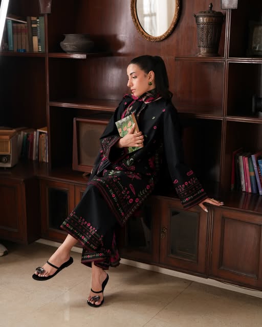 Hania 3pc Embroidered Dress