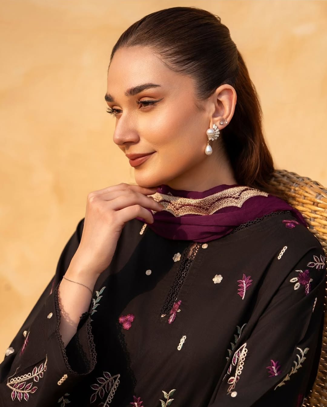 Afshah Embroiderd 3pcs